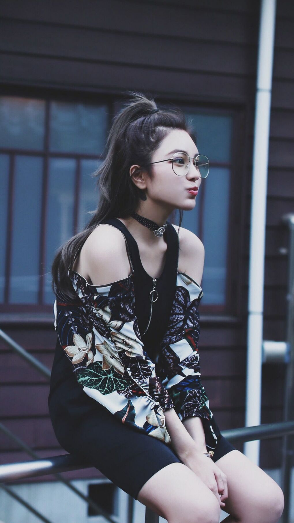 女子足球联赛冠军争夺激烈,女子足球大赛