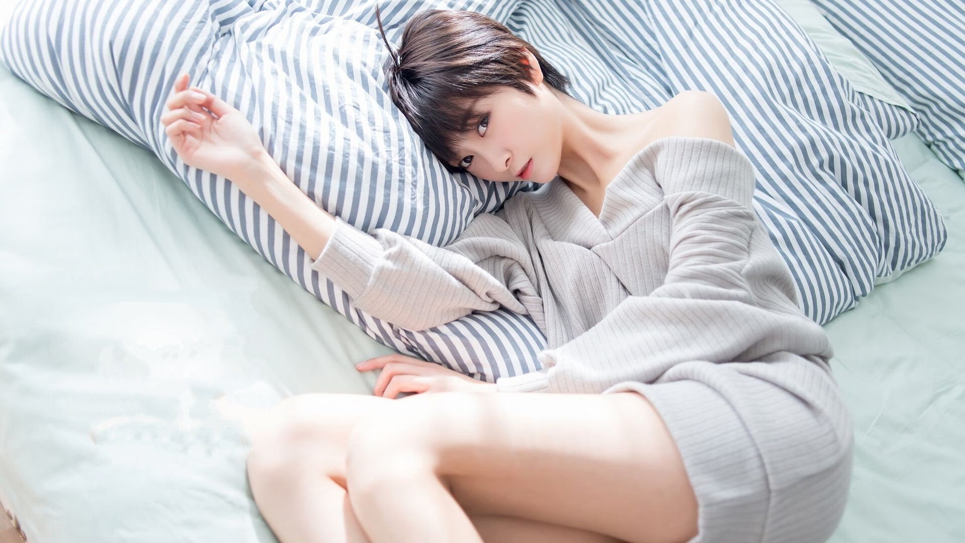 九游网页版官网-未来车载显示屏：互动体验升级，未来汽车显示屏的发展趋势